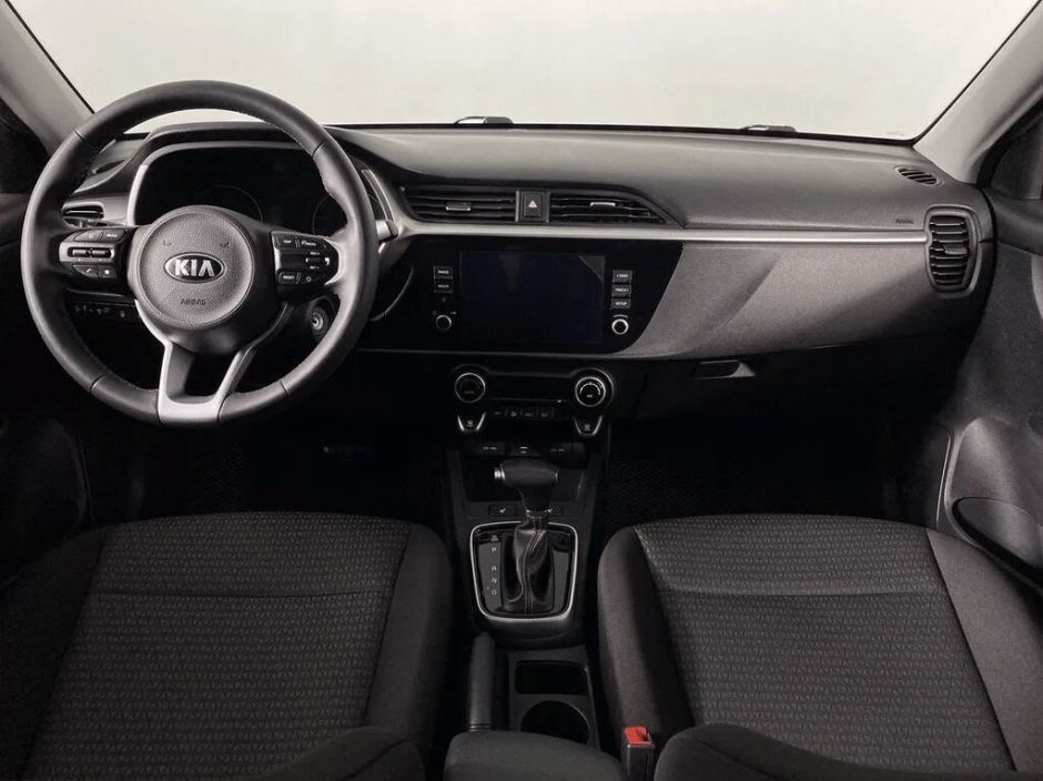 Kia Rio 1.6 АКПП, 2020, 45 000 км фото 3