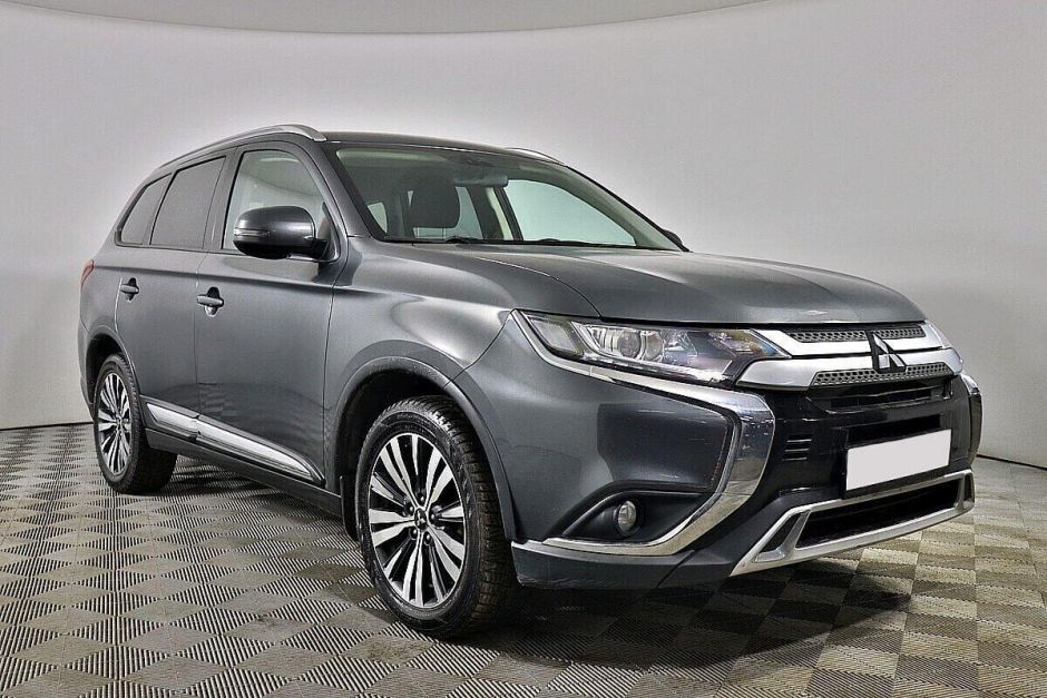 Mitsubishi Outlander 2.0 CVT, 2018, 74 000 км фото 3