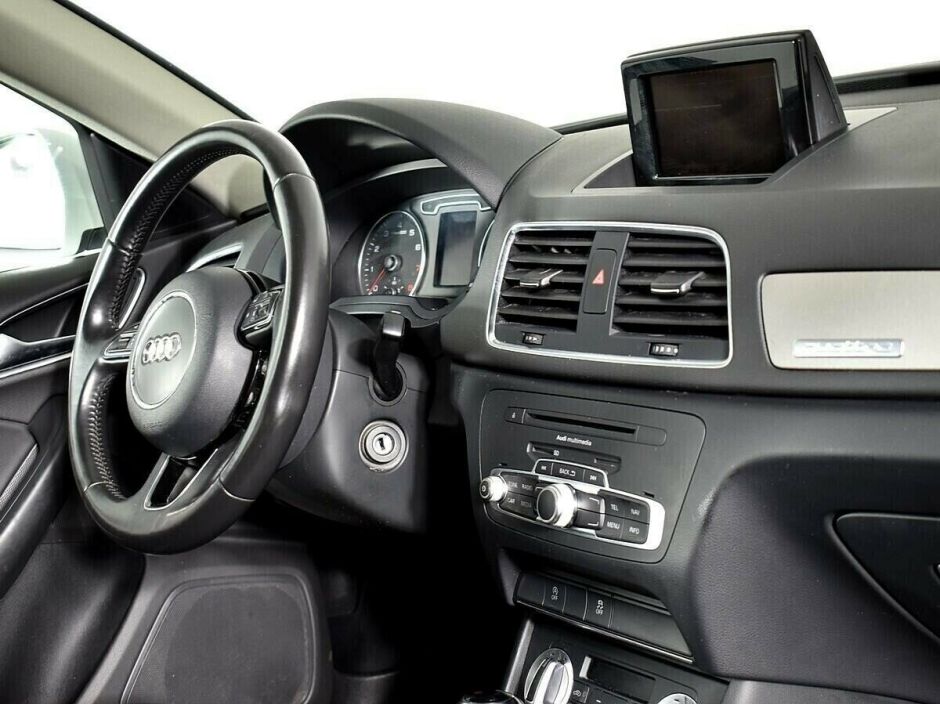 Audi Q3 2.0 РКПП, 2013, 122 000 км фото 9