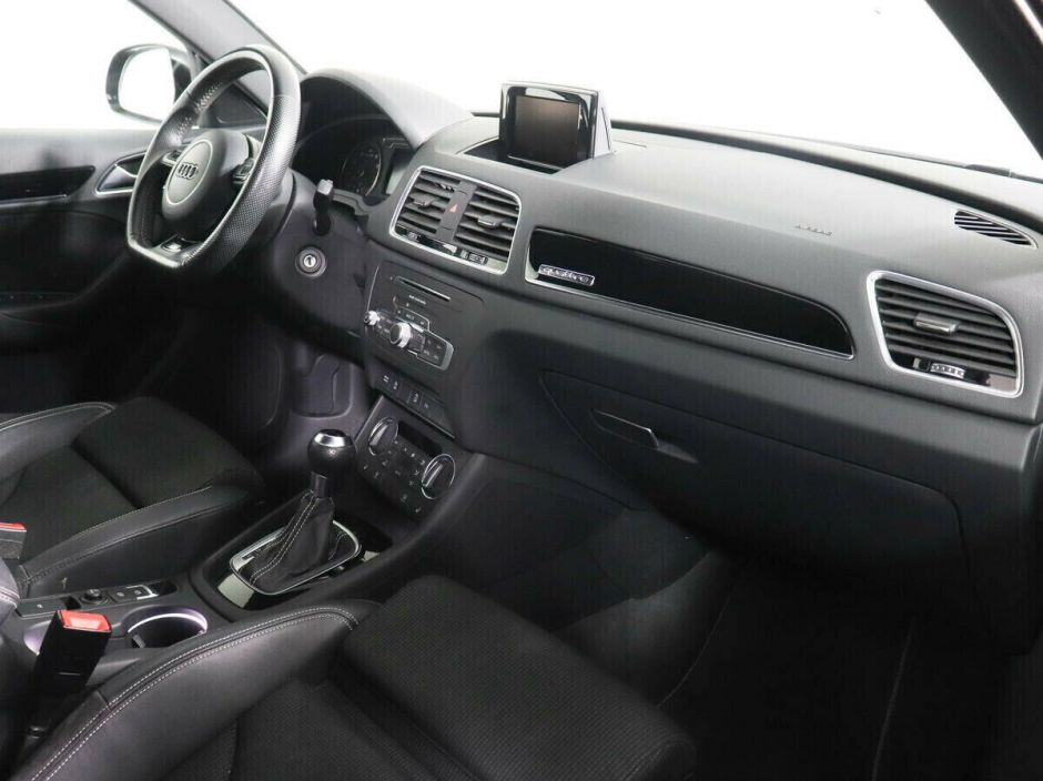 Audi Q3 2.0 РКПП, 2016, 98 000 км фото 12