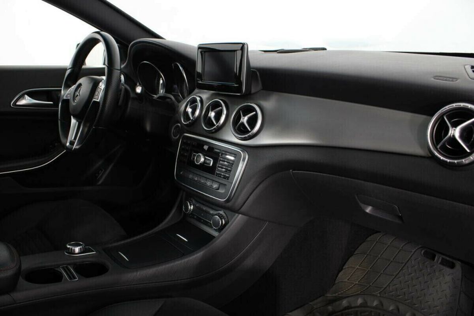 Mercedes-Benz CLA 2.0 РКПП, 2014, 116 000 км фото 11