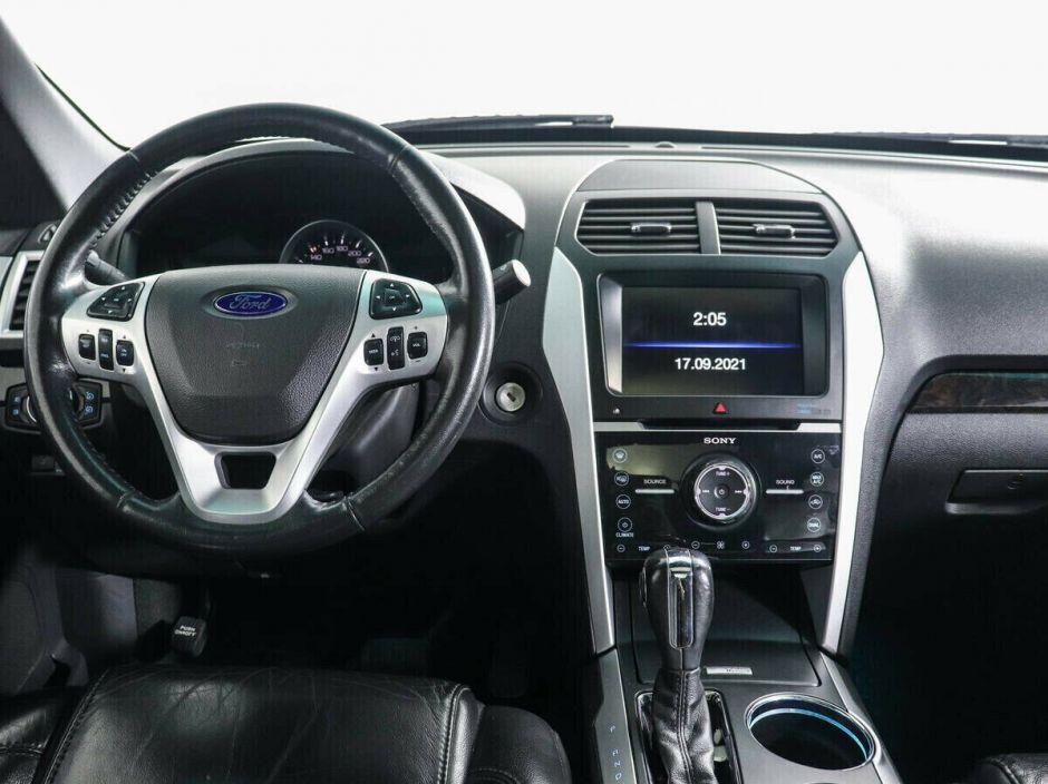 Ford Explorer 3.5 АКПП, 2013, 134 000 км фото 10
