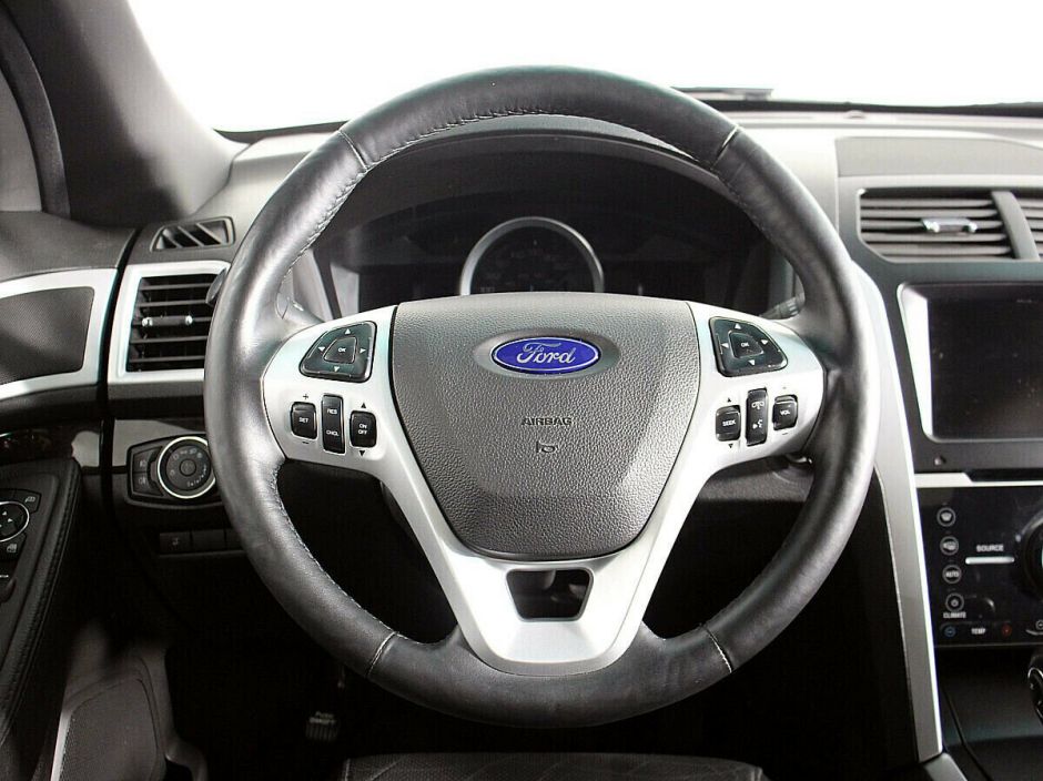 Ford Explorer 3.5 АКПП, 2014, 115 000 км фото 10