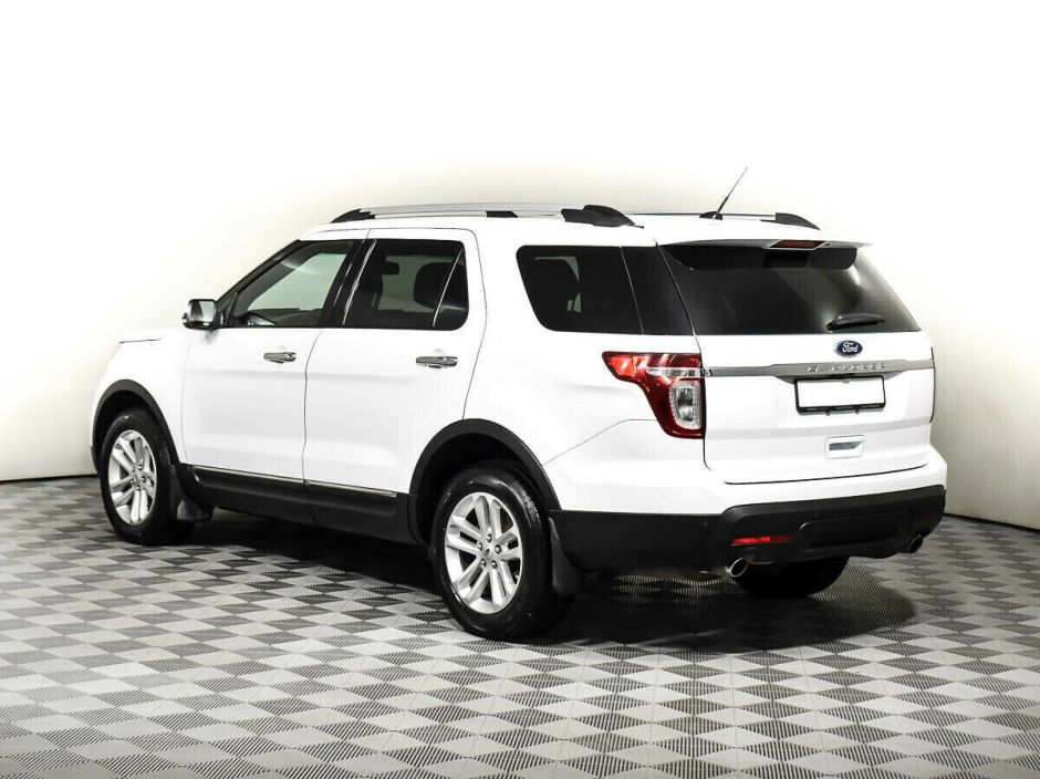 Ford Explorer 3.5 АКПП, 2015, 95 000 км фото 6