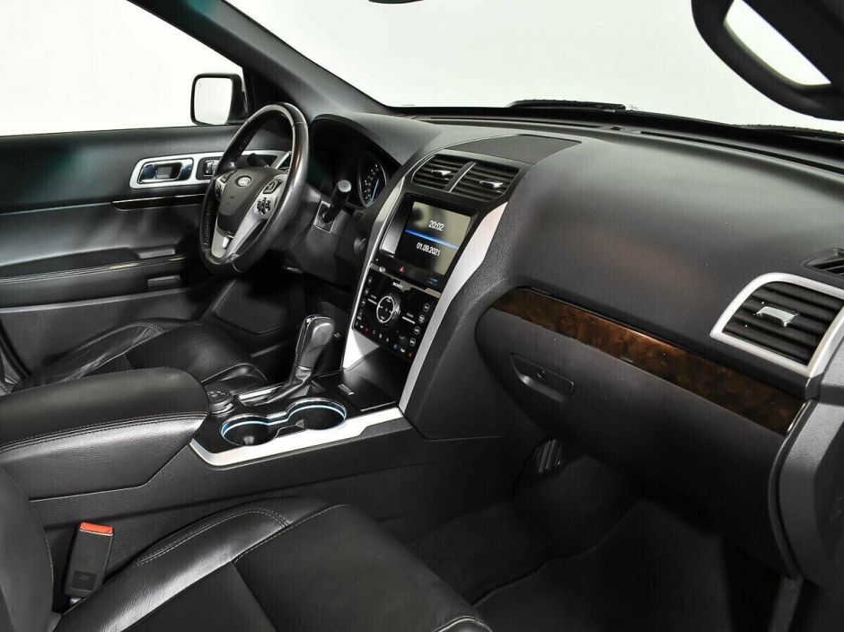 Ford Explorer 3.5 АКПП, 2015, 95 000 км фото 13