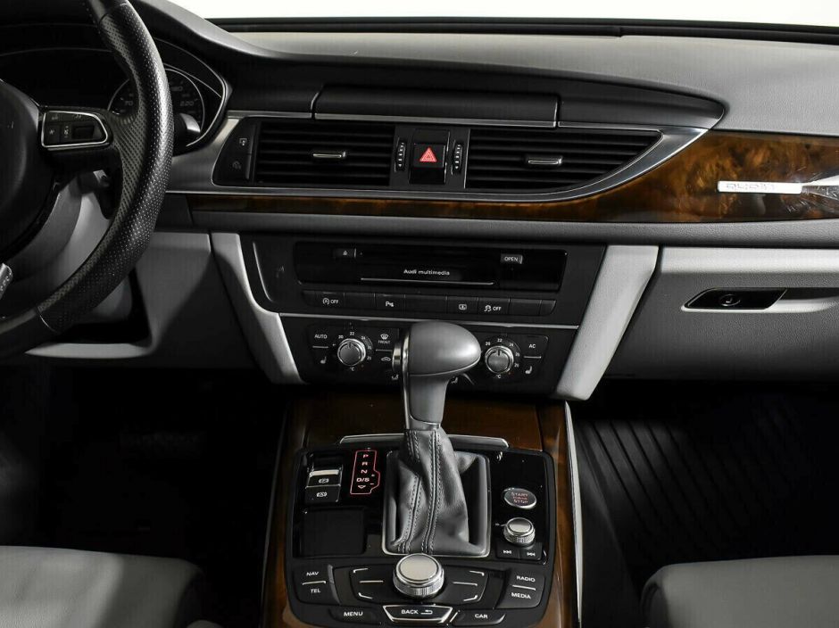 Audi A6 3.0 РКПП, 2011, 145 000 км фото 12