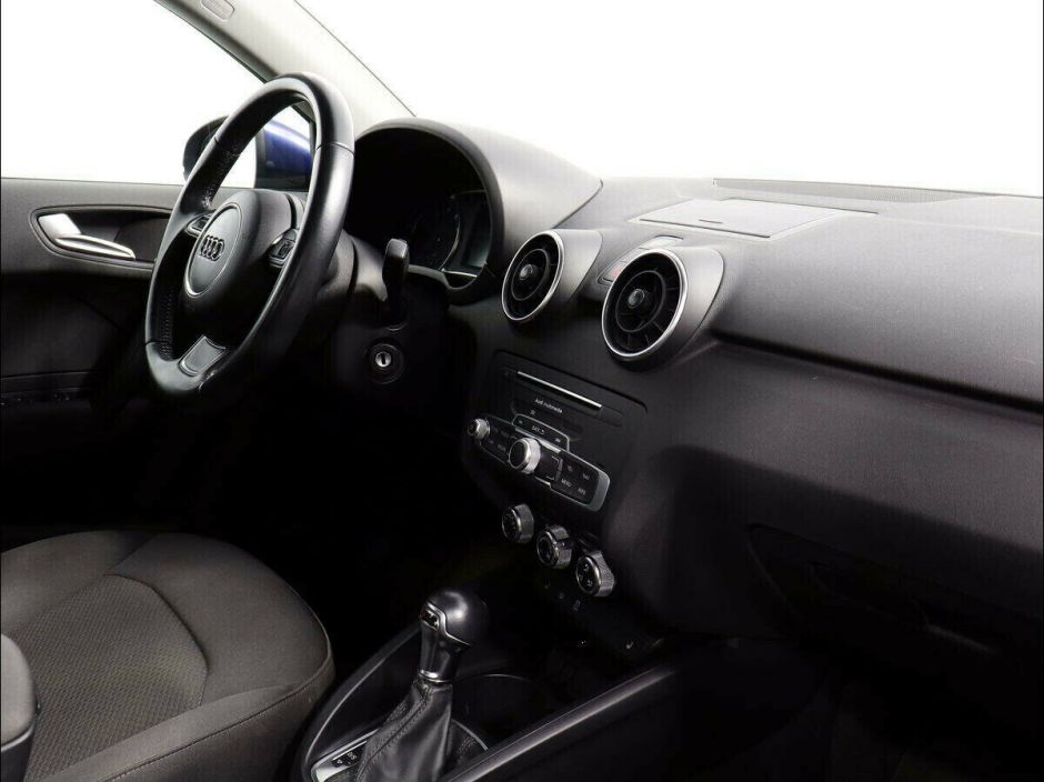 Audi A1 1.4 РКПП, 2015, 104 000 км фото 7