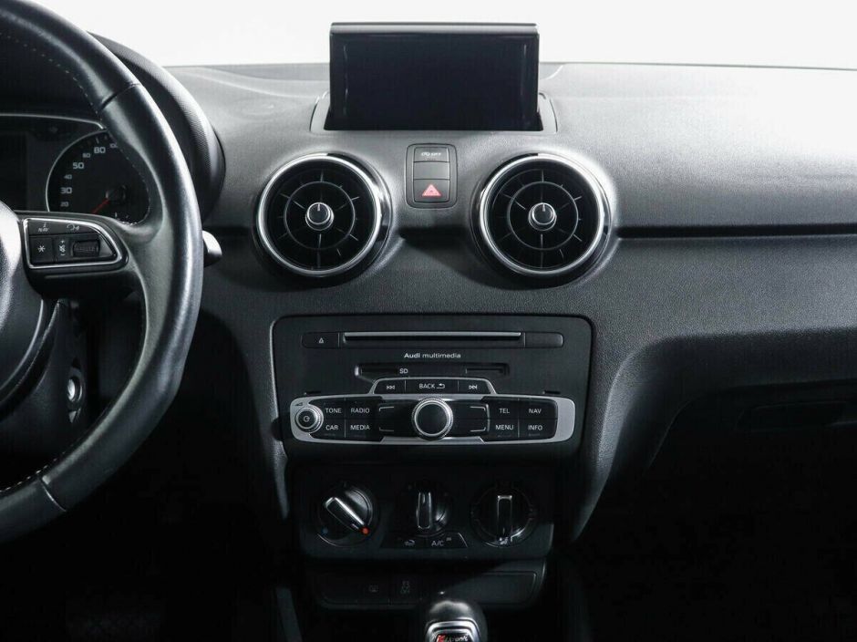 Audi A1 1.4 РКПП, 2016, 86 000 км фото 11