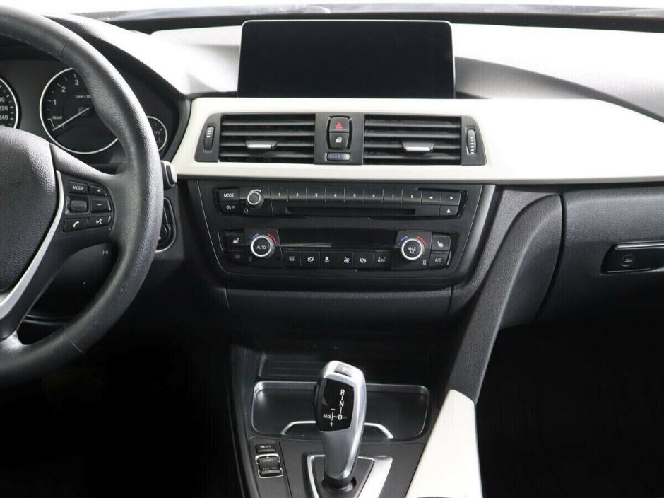 BMW 3 серии 2.0 АКПП, 2016, 88 000 км фото 12