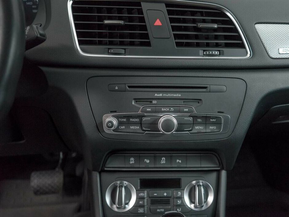 Audi Q3 2.0 РКПП, 2013, 134 000 км фото 10