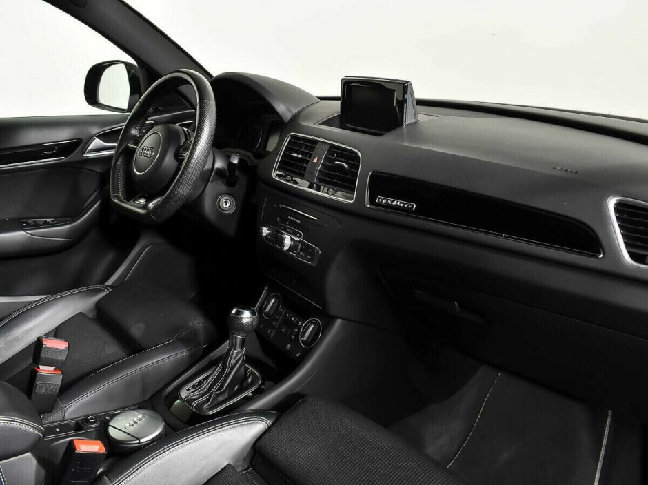 Audi Q3 2.0 РКПП, 2016, 98 000 км фото 15