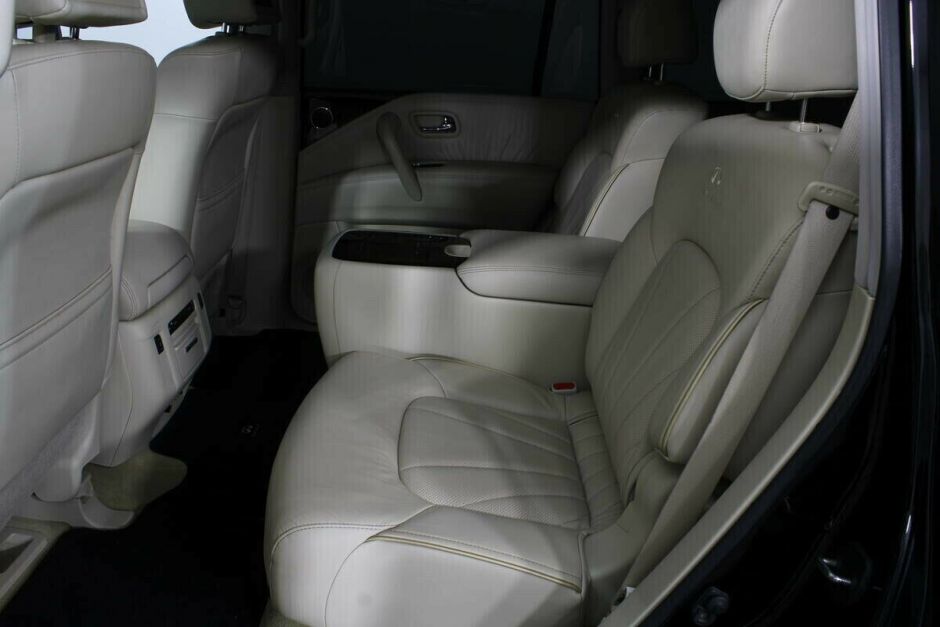 Infiniti QX56 5.6 АКПП, 2010, 156 000 км фото 11