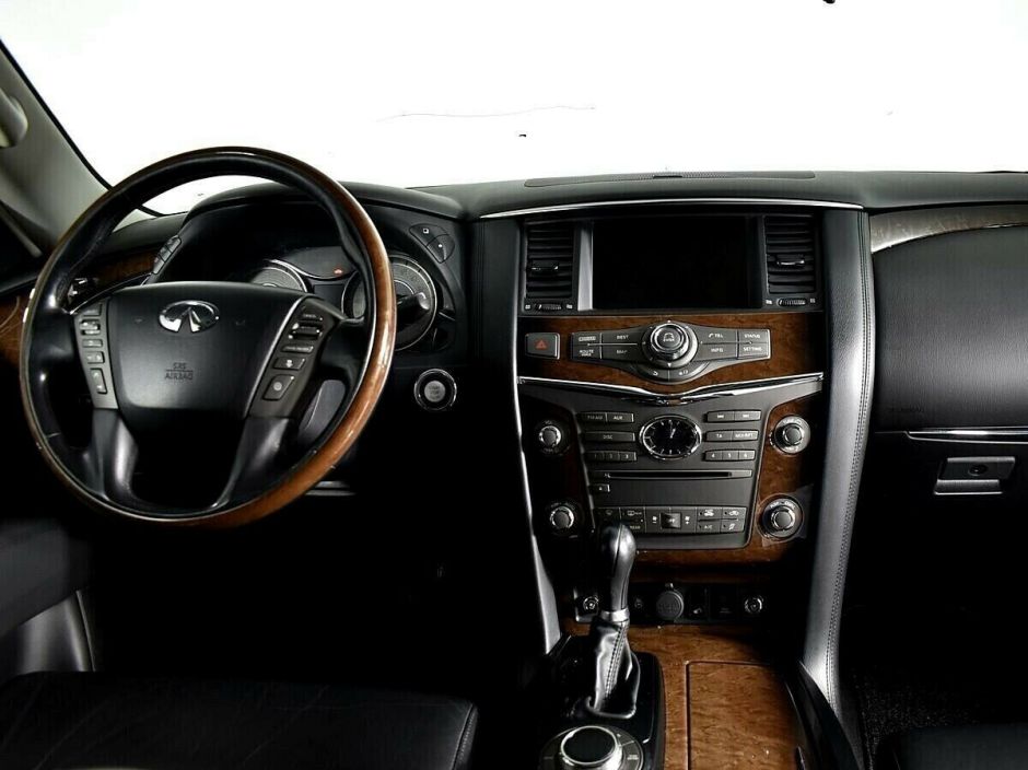 Infiniti QX56 5.6 АКПП, 2011, 145 000 км фото 10