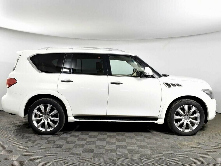 Infiniti QX56 5.6 АКПП, 2012, 135 000 км фото 8