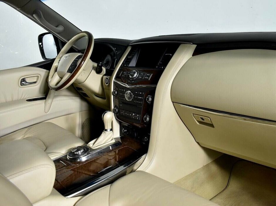 Infiniti QX56 5.6 АКПП, 2011, 154 000 км фото 12