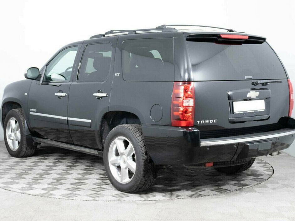 Chevrolet Tahoe 5.3 АКПП, 2011, 156 000 км фото 3