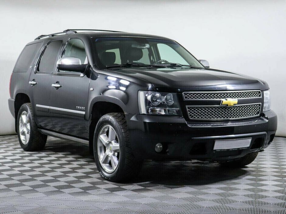Chevrolet Tahoe 5.3 АКПП, 2012, 132 000 км фото 3