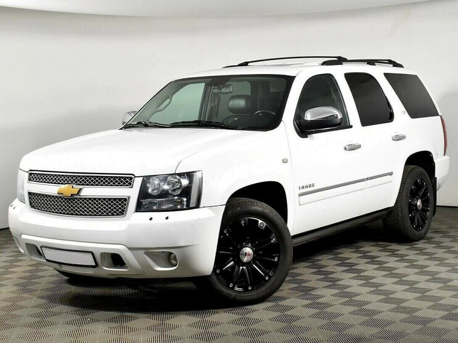 Chevrolet Tahoe 5.3 АКПП, 2013, 132 000 км фото 1