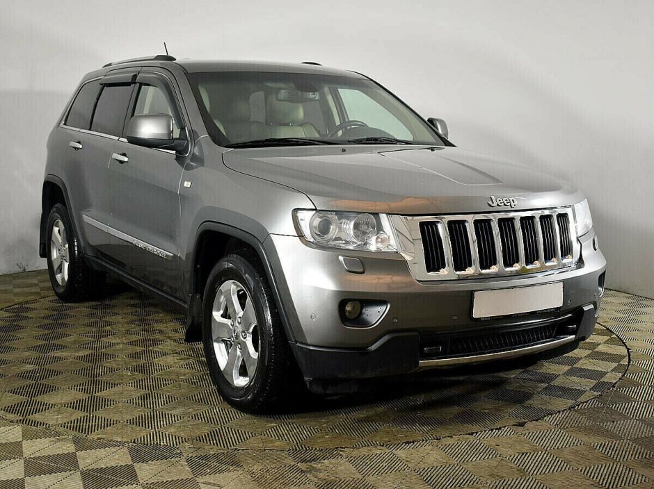 Jeep Grand Cherokee 3.0 АКПП, 2011, 145 000 км фото 1