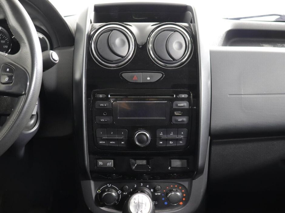 Renault Duster 2.0 МКПП, 2016, 90 000 км фото 7