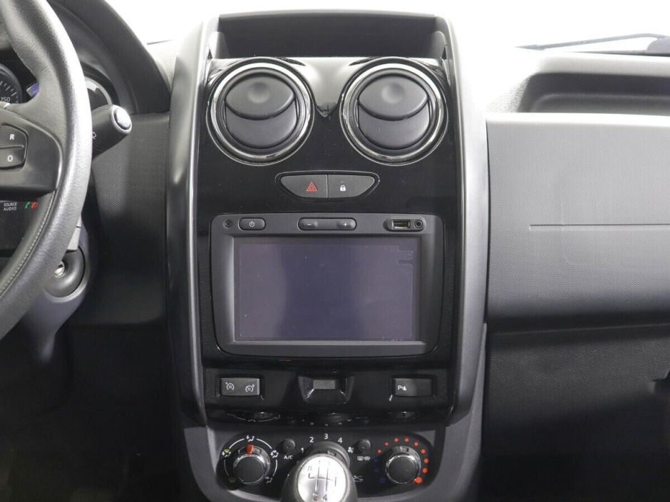 Renault Duster 2.0 МКПП, 2016, 85 000 км фото 7