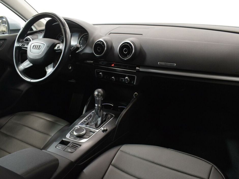 Audi A3 1.4 РКПП, 2016, 88 000 км фото 13