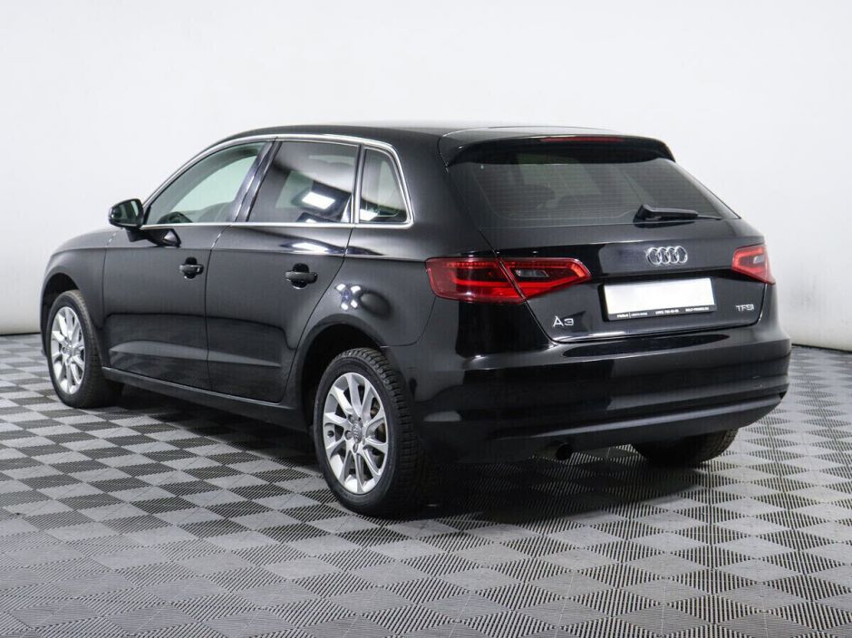 Audi A3 1.2 РКПП, 2015, 110 000 км фото 6