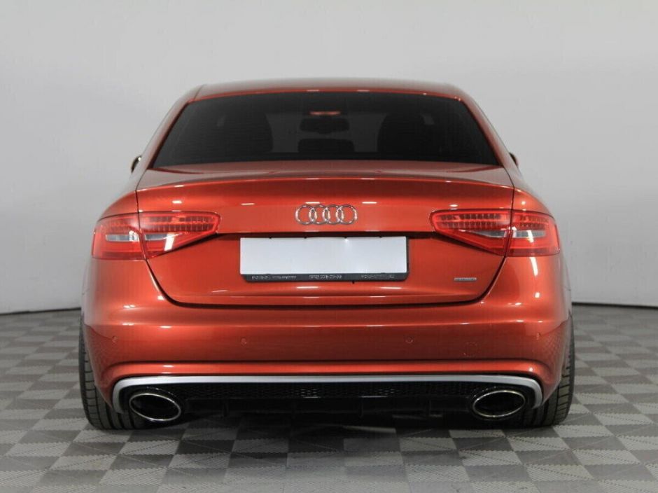 Audi A4 2.0 РКПП, 2011, 145 000 км фото 6