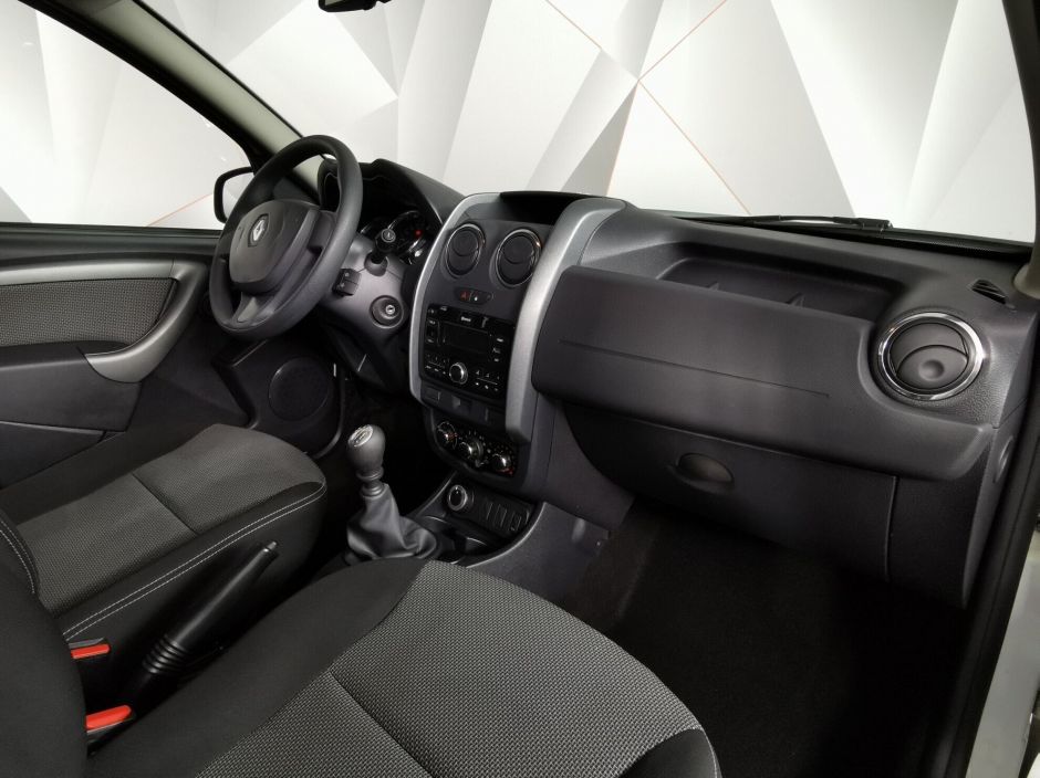 Renault Duster 1.5 МКПП, 2017, 83 000 км фото 9