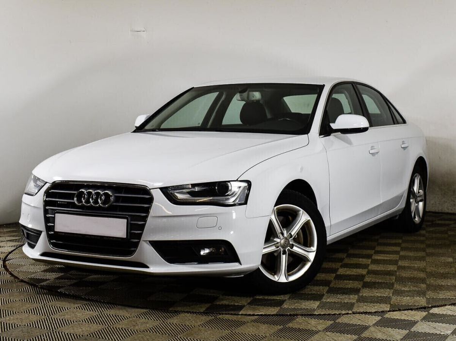 Audi A4 2.0 РКПП, 2011, 153 000 км фото 1