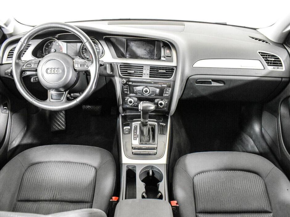 Audi A4 2.0 РКПП, 2011, 153 000 км фото 7