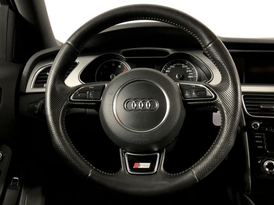 Audi A4 2.0 РКПП, 2015, 99 000 км фото 10