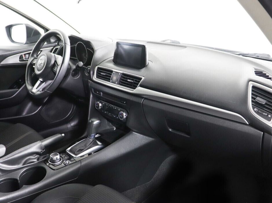 Mazda 3 1.5 АКПП, 2018, 61 000 км фото 14