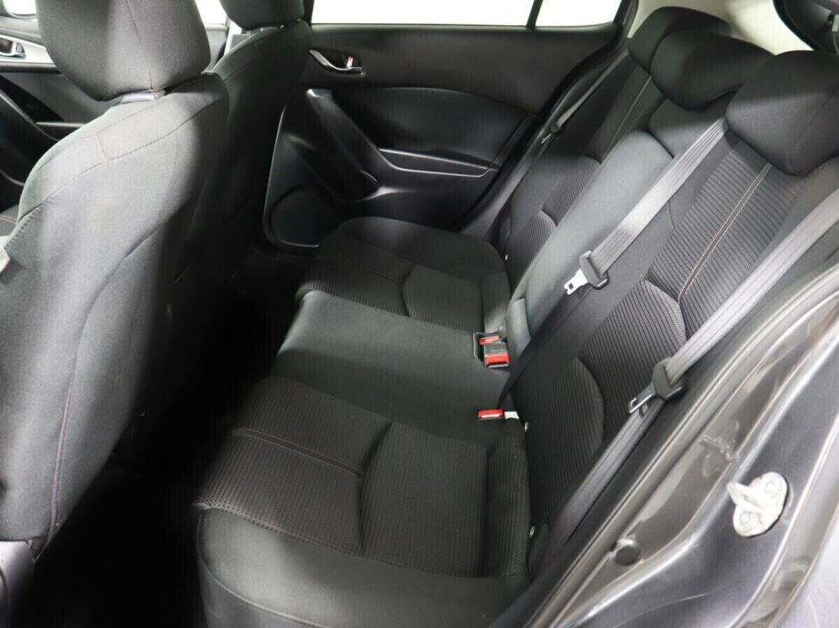 Mazda 3 1.5 АКПП, 2018, 61 000 км фото 16