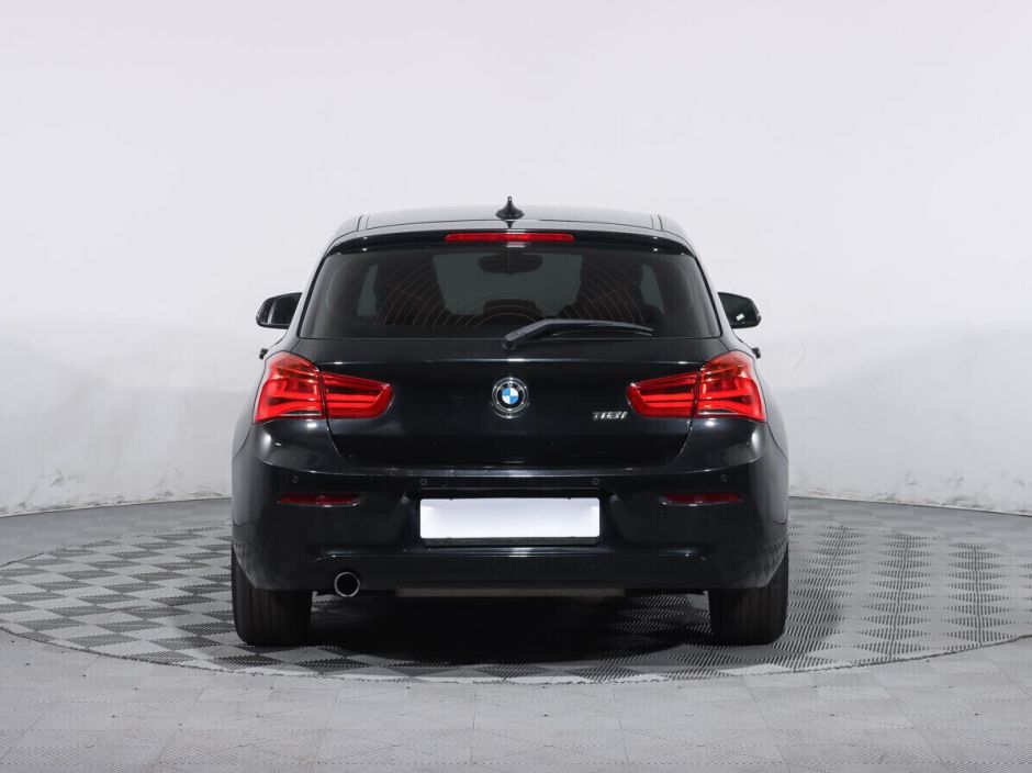 BMW 1 серии 1.5 АКПП, 2017, 83 000 км фото 6