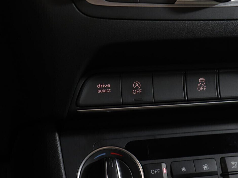 Audi Q3 2.0 РКПП, 2016, 92 000 км фото 12