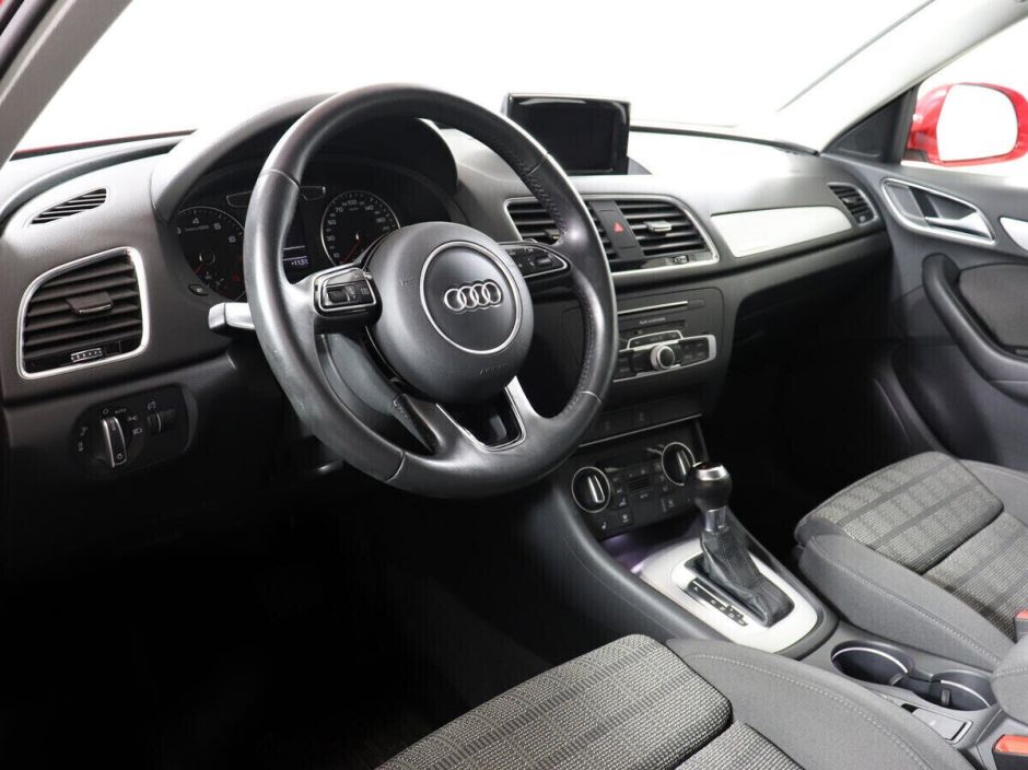Audi Q3 2.0 РКПП, 2016, 84 000 км фото 9