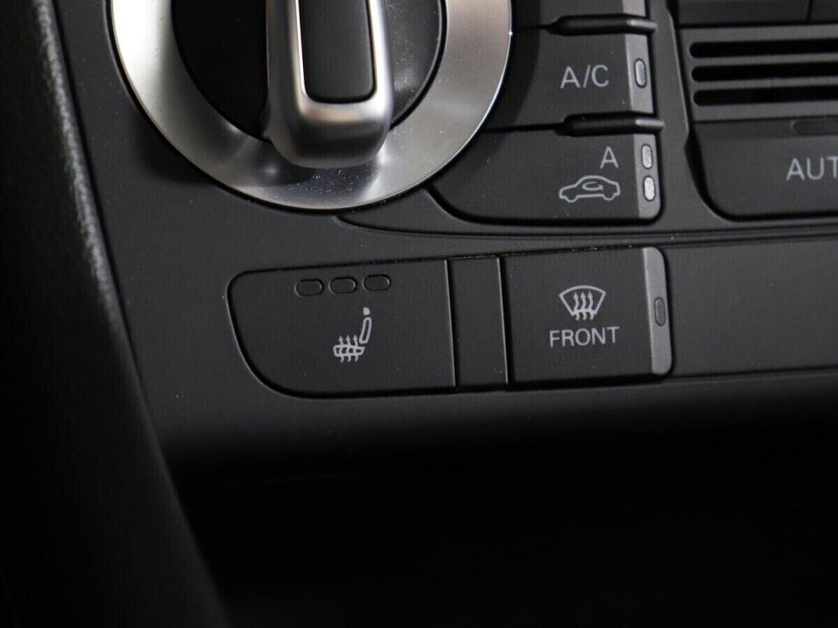 Audi Q3 2.0 РКПП, 2013, 127 000 км фото 11