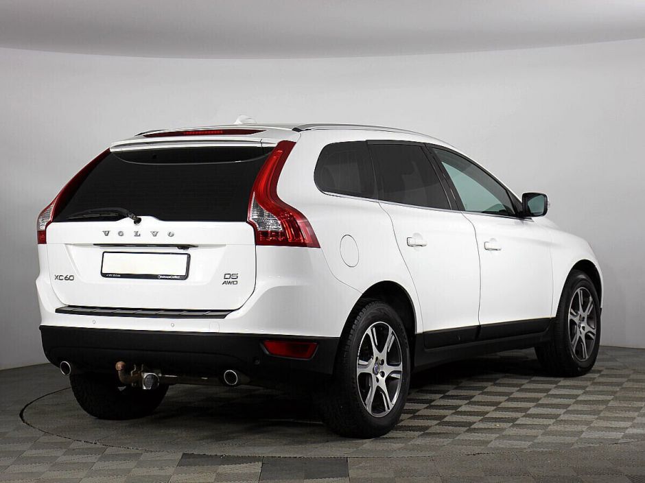 Volvo XC60 2.4 АКПП, 2013, 120 000 км фото 3