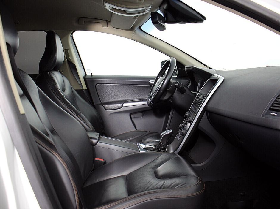 Volvo XC60 2.4 АКПП, 2013, 120 000 км фото 10