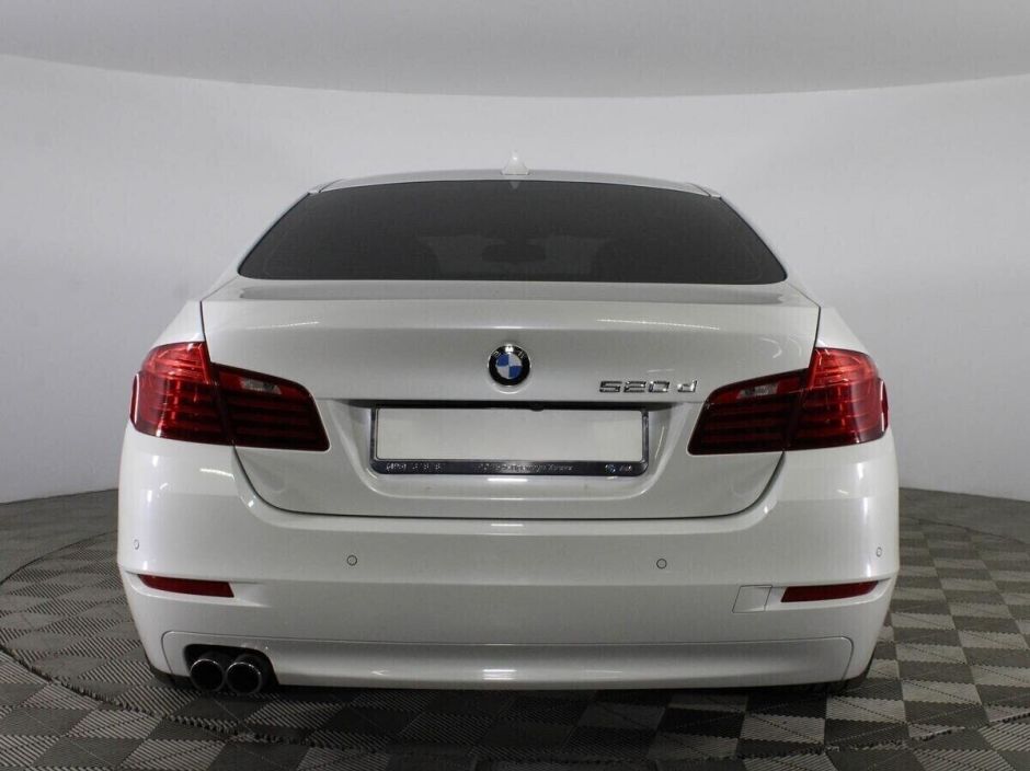 BMW 5 серии 2.0 АКПП, 2016, 92 000 км фото 4