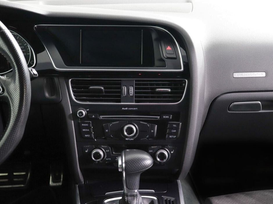 Audi A5 2.0 РКПП, 2015, 105 000 км фото 12