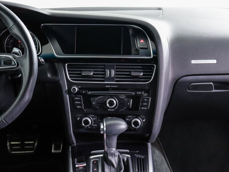 Audi A5 2.0 РКПП, 2016, 85 000 км фото 11