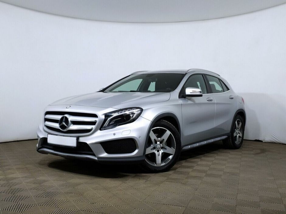 Mercedes-Benz GLA 2.0 РКПП, 2015, 100 000 км фото 1