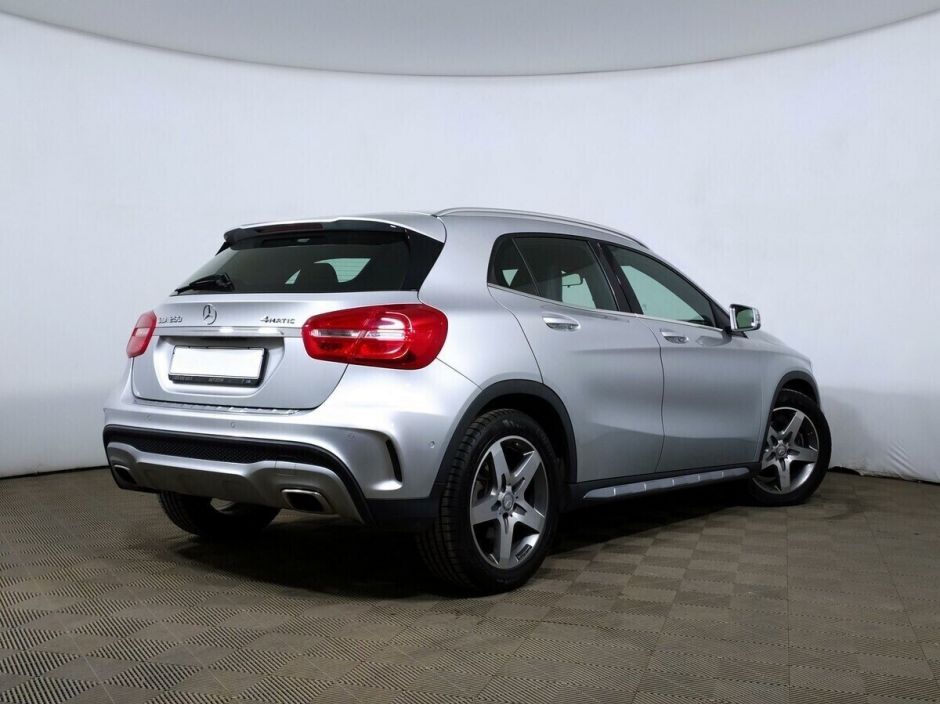 Mercedes-Benz GLA 2.0 РКПП, 2015, 100 000 км фото 3