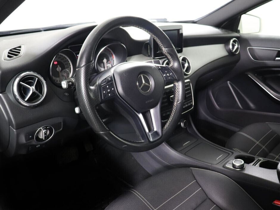 Mercedes-Benz GLA 2.0 РКПП, 2016, 83 000 км фото 10