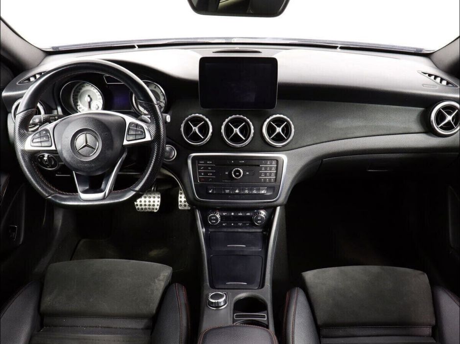 Mercedes-Benz GLA 1.6 РКПП, 2016, 83 000 км фото 7