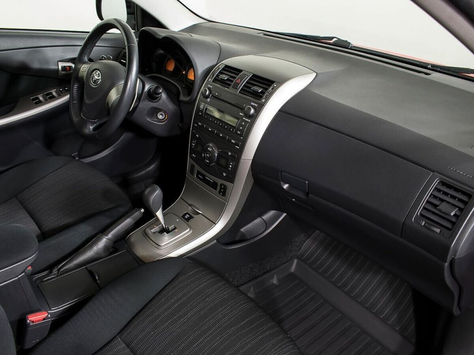 Toyota Corolla 1.6 РКПП, 2008, 183 000 км фото 9