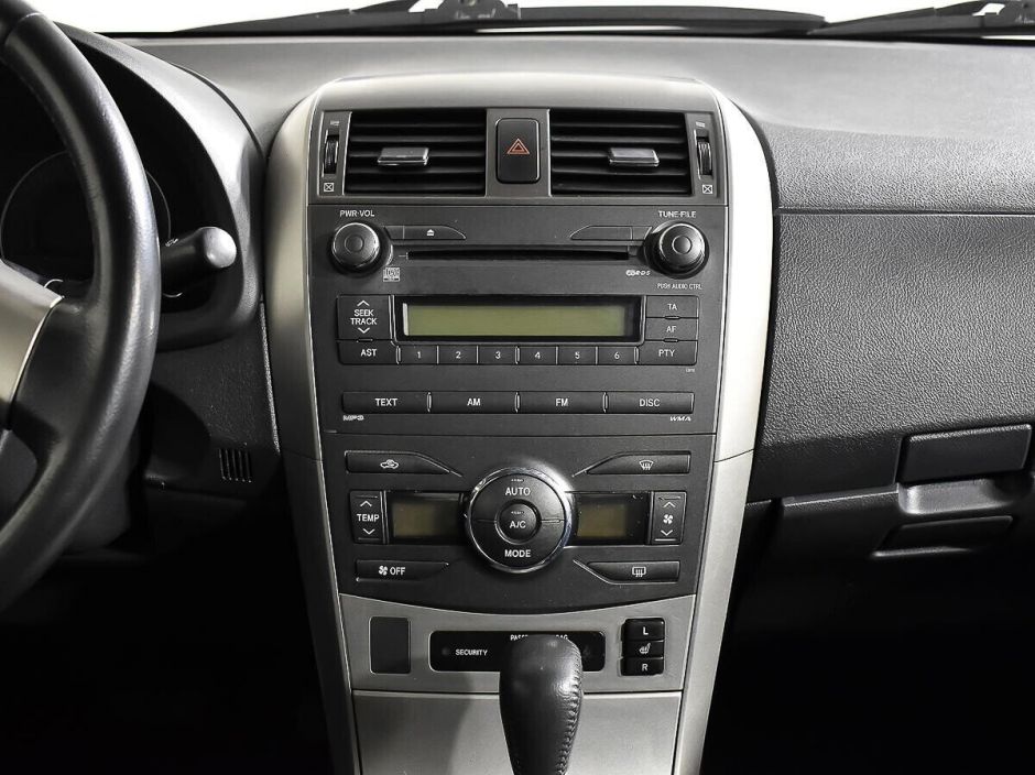 Toyota Corolla 1.6 АКПП, 2010, 167 000 км фото 7