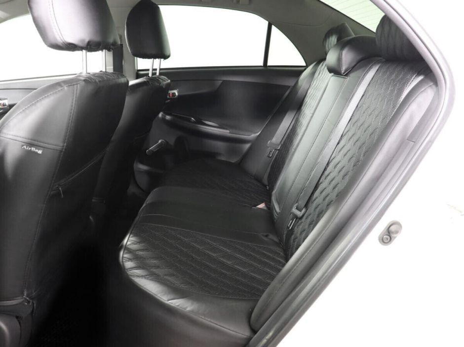 Toyota Corolla 1.3 МКПП, 2012, 131 000 км фото 9